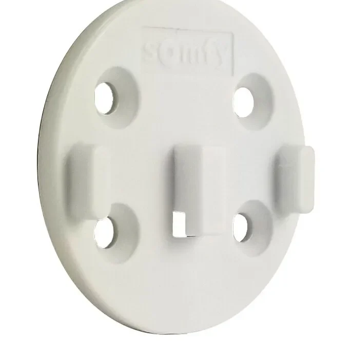 ST30 LOUVOLITE PLATE AND SCREWS 9014072 – (Price Includes delivery to Cape Town, Durban, Johannesburg & Pretoria) All prices Include VAT