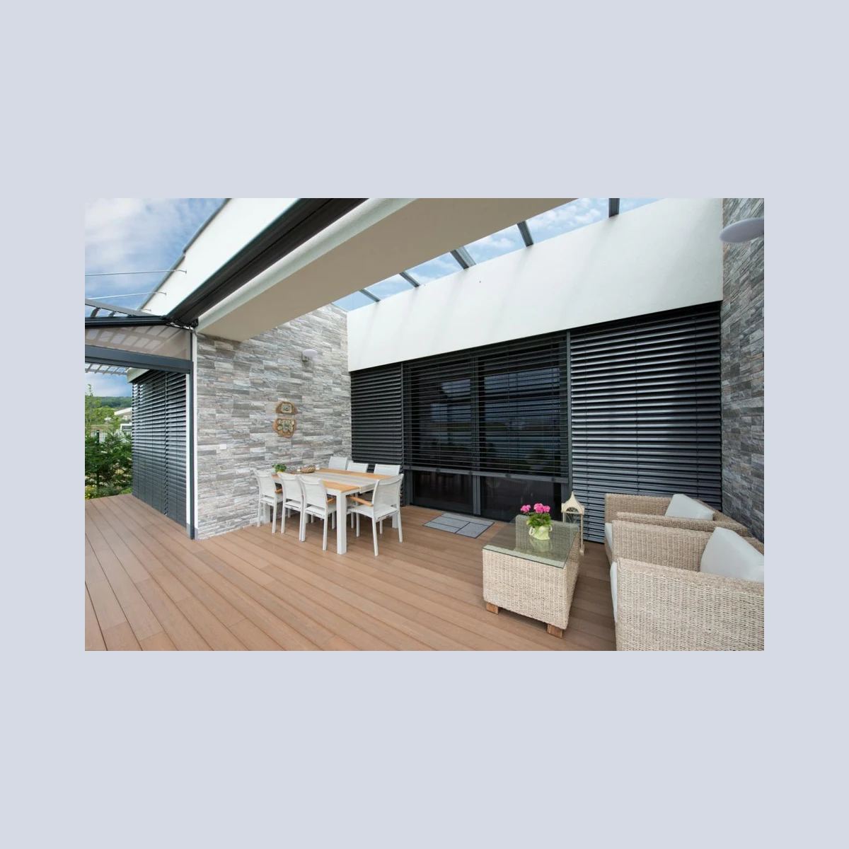 Z-90 Noval External Blind