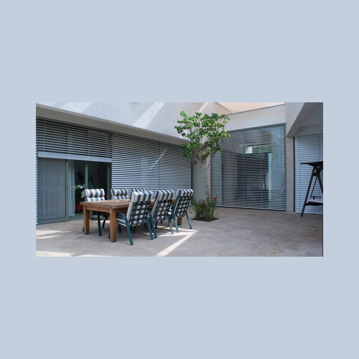 C-60 External Blind